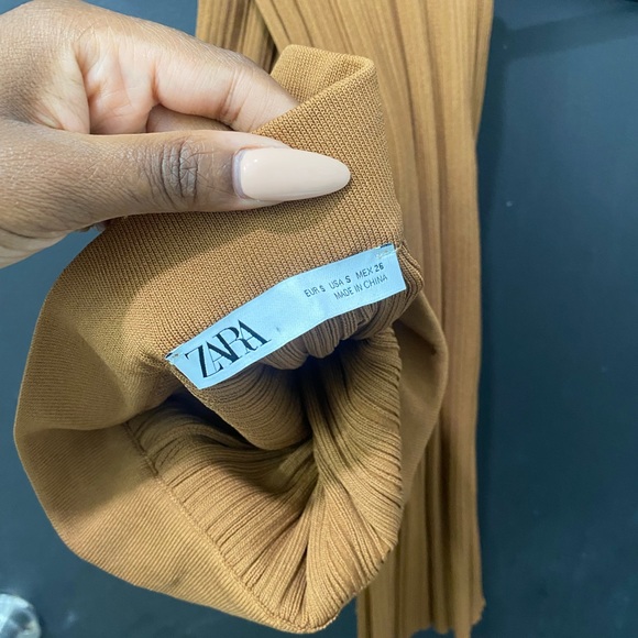 Zara Brown knit midi skirt set - Picture 5 of 5